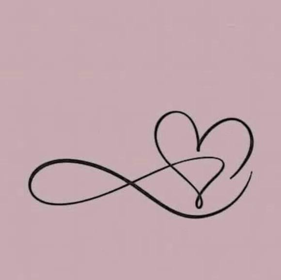 Meet your Posher, Gina - Picture 1 of 1